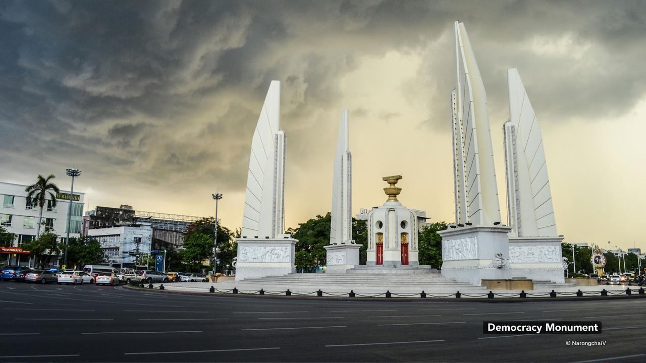 Zen Rooms Damrongrak Road Bangkok Luaran gambar
