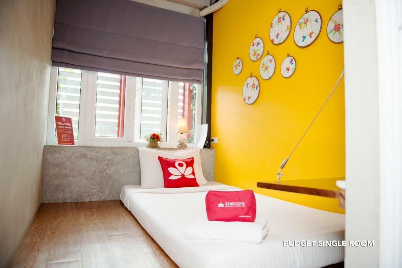 Zen Rooms Damrongrak Road Bangkok Luaran gambar